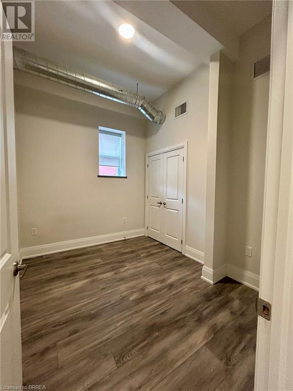 11 Queen Street Unit# 202, Brantford, Ontario  N3T 3B1 - Photo 7 - 40673888