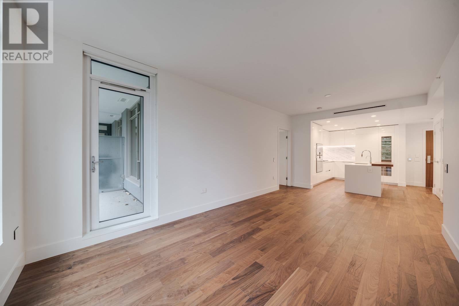 Listing Picture 14 of 35 : 304 7428 ALBERTA STREET, Vancouver / 溫哥華 - 魯藝地產 Yvonne Lu Group - MLS Medallion Club Member