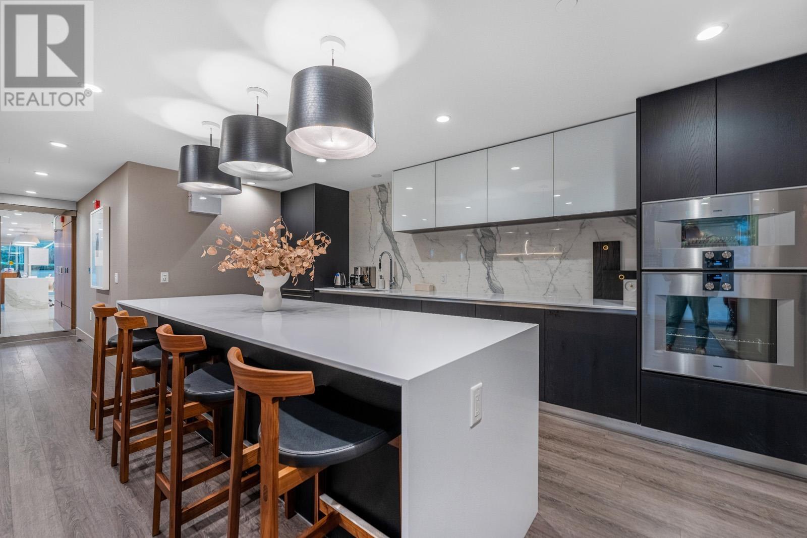 Listing Picture 29 of 35 : 304 7428 ALBERTA STREET, Vancouver / 溫哥華 - 魯藝地產 Yvonne Lu Group - MLS Medallion Club Member