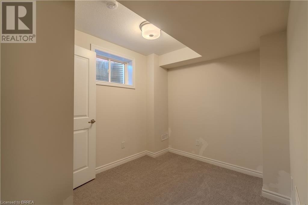 620 Colborne Street W Unit# 87, Brantford, Ontario  N3T 5L5 - Photo 25 - 40675265
