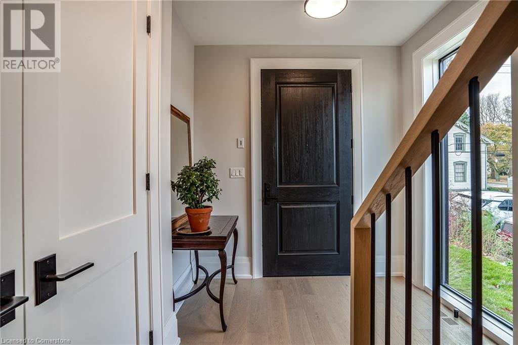 11 Church Street, Ancaster, Ontario  L9G 2Y6 - Photo 4 - 40674879