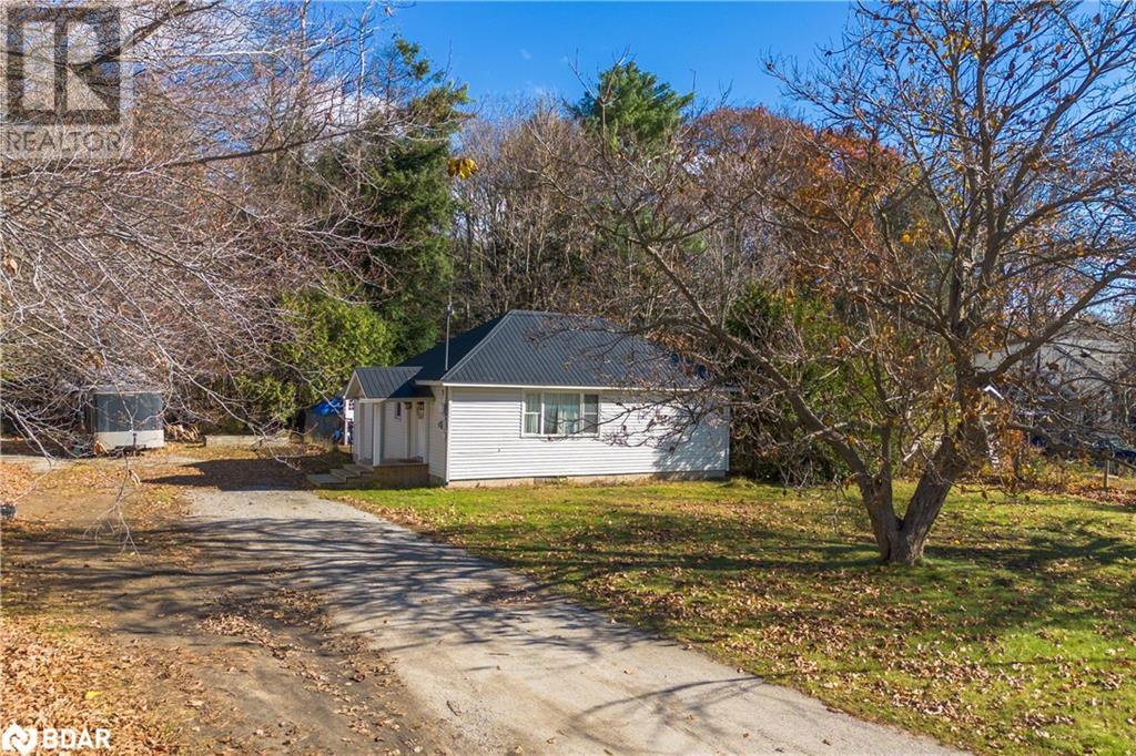 3123 Goldstein Road, Washago, Ontario  L0K 2B0 - Photo 15 - 40674474