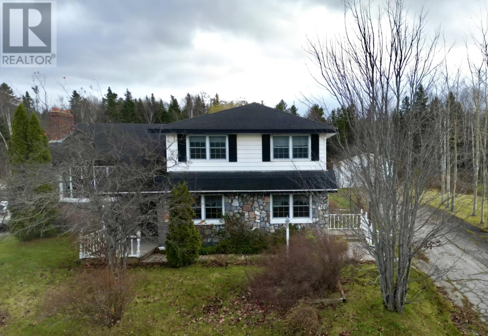 48 Elizabeth Avenue, Deer Lake, Newfoundland & Labrador  A8A 1H5 - Photo 2 - 1279395