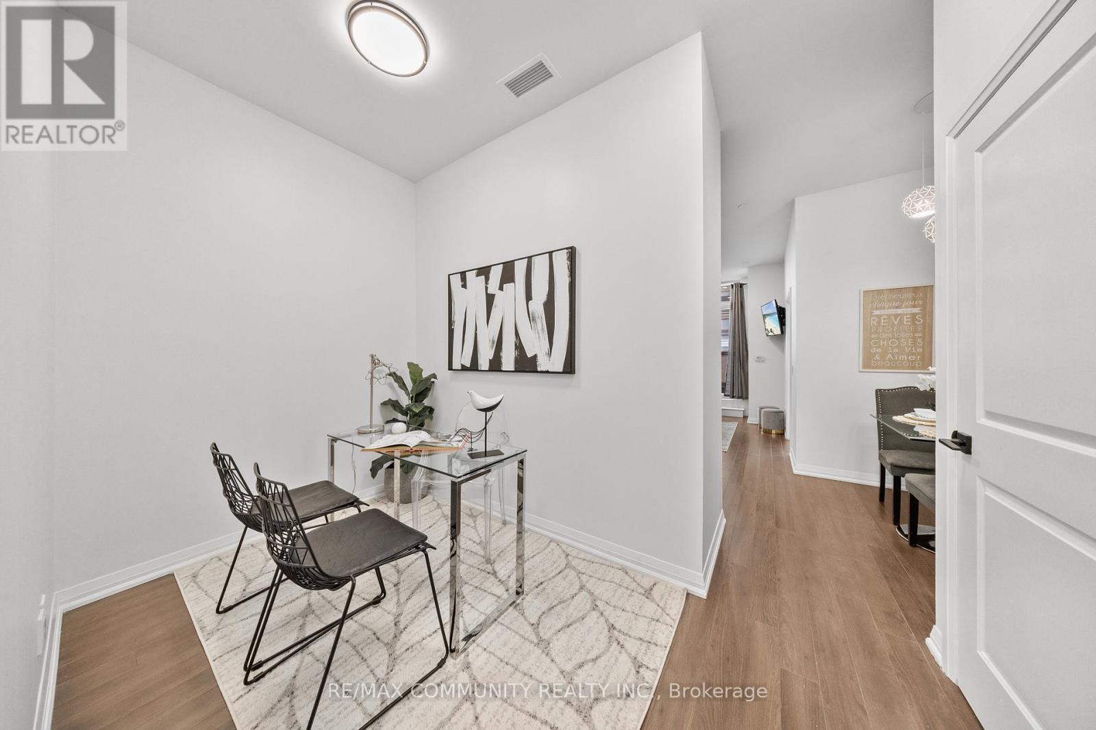 Property at 816 - 30 MEADOWGLEN PLACE image 5