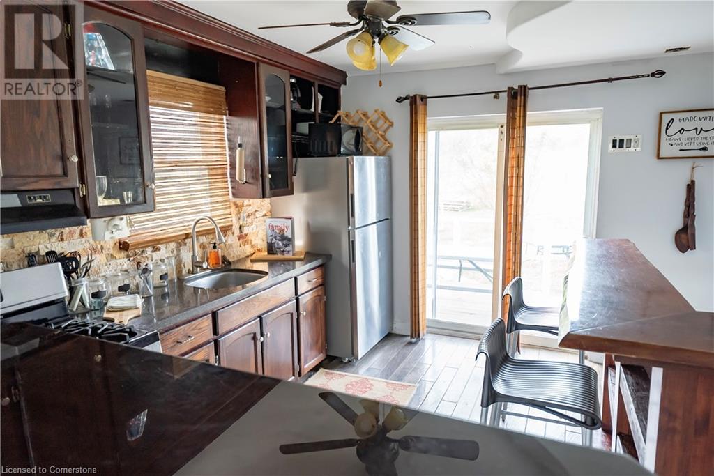 601 York Road, Dundas, Ontario  L9H 6A1 - Photo 6 - 40671185