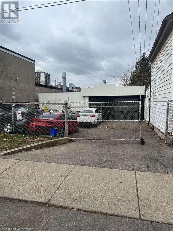 243 Mary Street, Hamilton, Ontario  L8L 4W2 - Photo 4 - 40675345