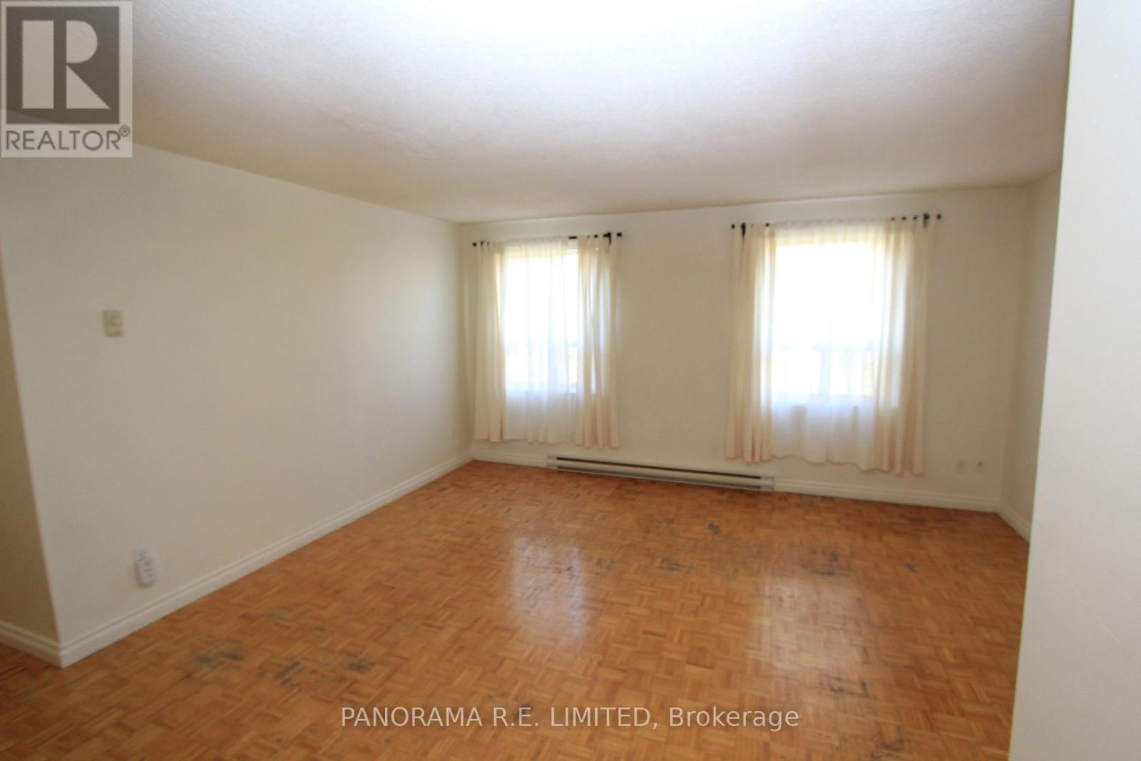 2 - 3814a Bloor Street W, Toronto, Ontario  M9B 6C2 - Photo 3 - W10414314