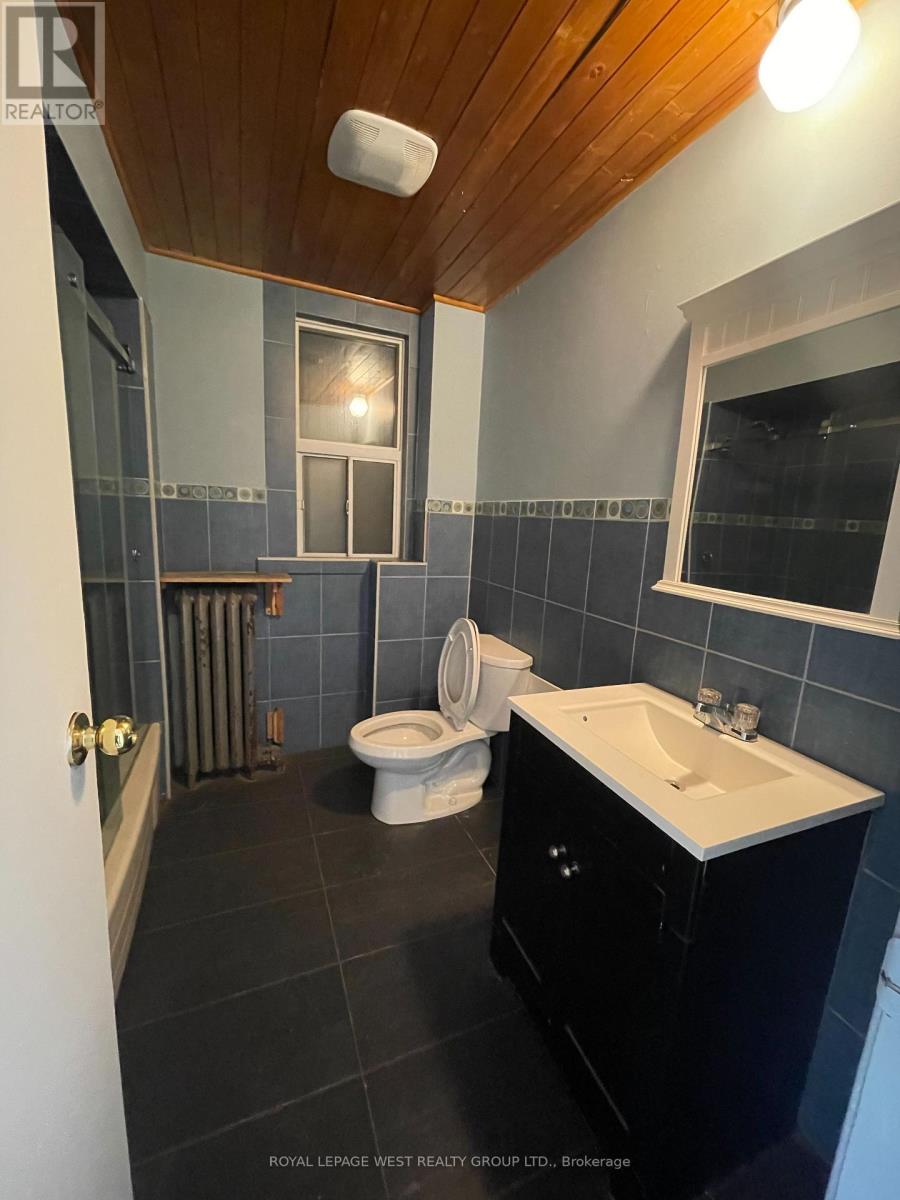 Unit #2 - 1159 Dundas Street, Toronto (Trinity-Bellwoods), Ontario  M6J 1X3 - Photo 8 - C10414348