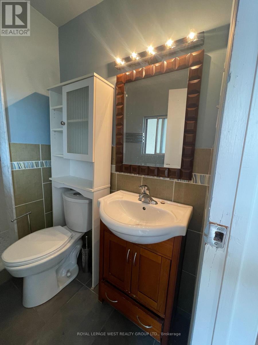 Unit #3 - 1159 Dundas Street, Toronto (Trinity-Bellwoods), Ontario  M6J 1X3 - Photo 11 - C10414352