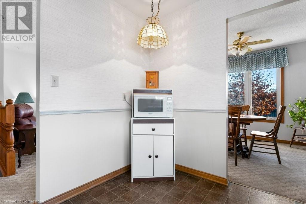 3949 Vineyard Crescent, Vineland, Ontario  L0R 2C0 - Photo 17 - 40670975