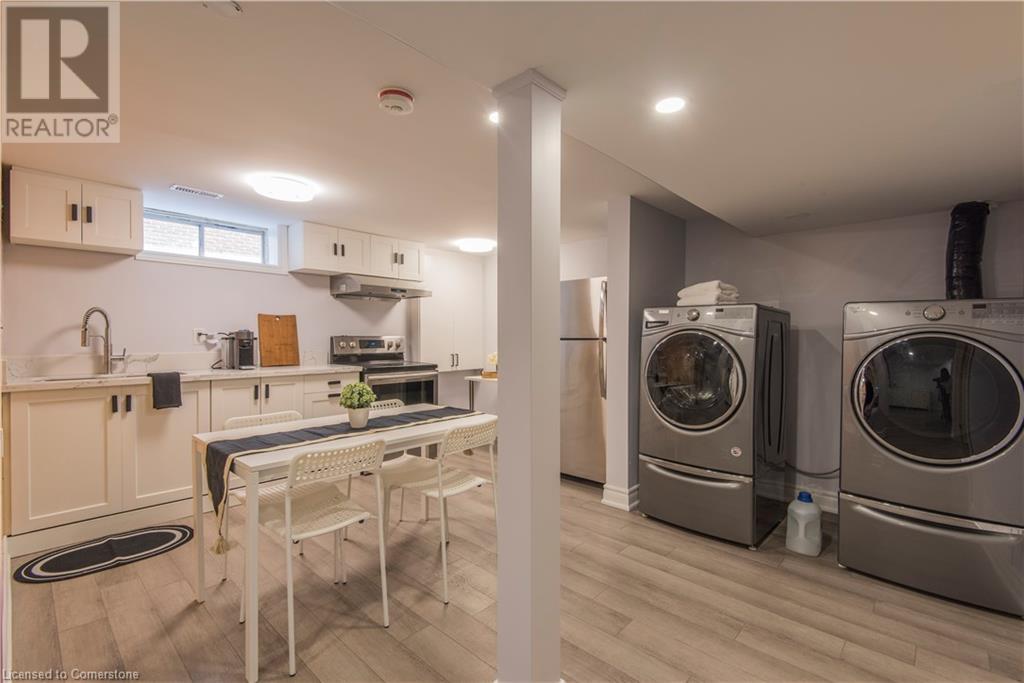 143 COACH HILL Drive Unit# LOWER, Kitchener, Ontario
