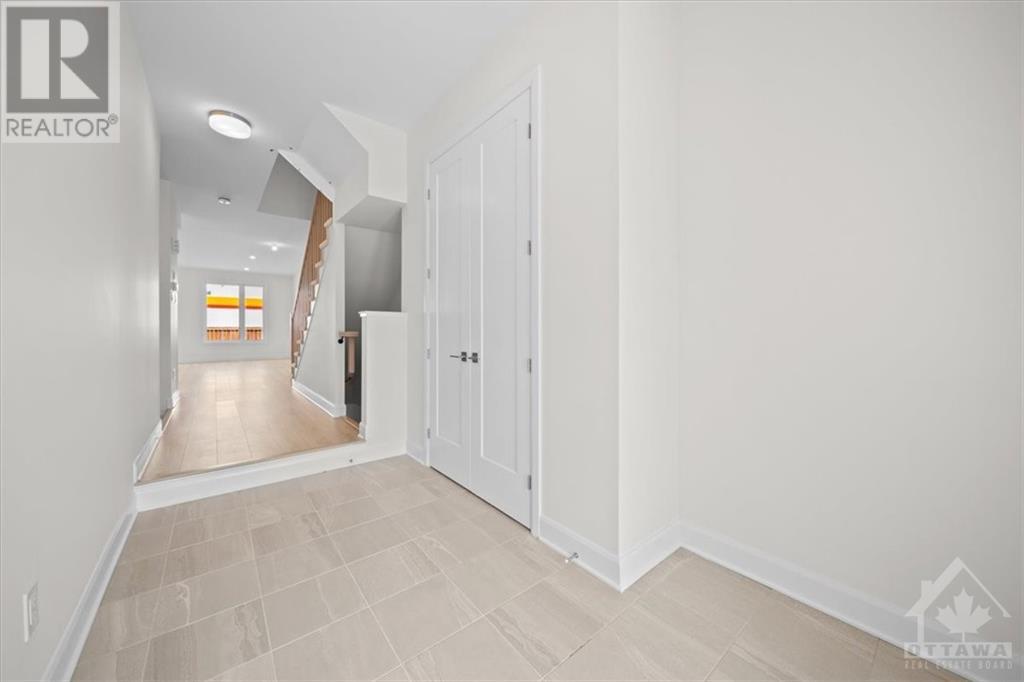 131 Succession Court, Ottawa, Ontario K2S 2Z8 - Photo 3 - X10419164