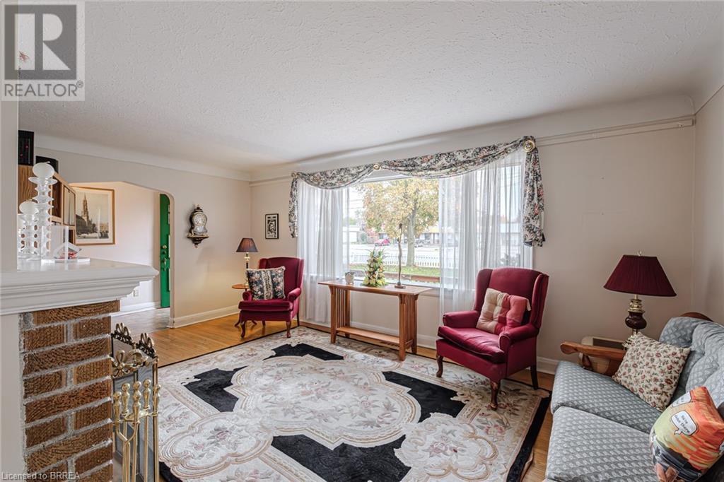 19 King George Road, Brantford, Ontario  N3R 5J8 - Photo 13 - 40673697