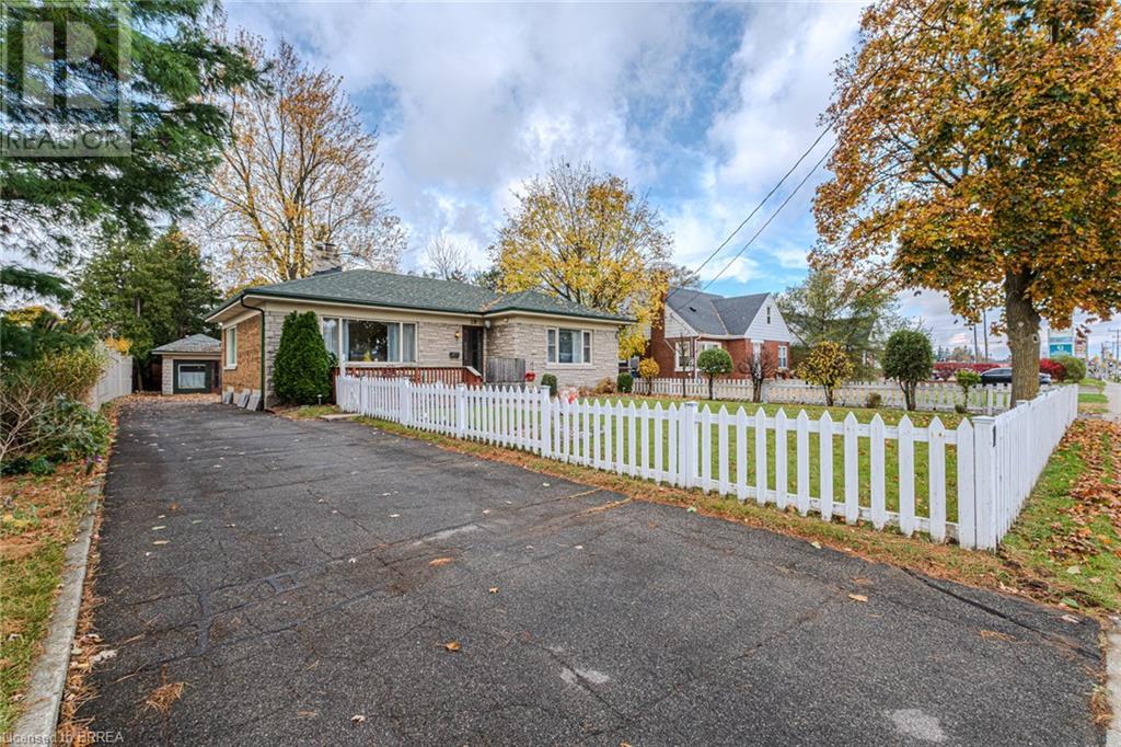 19 King George Road, Brantford, Ontario  N3R 5J8 - Photo 3 - 40673697