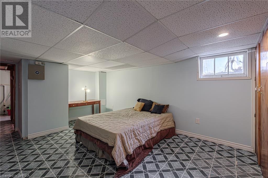 19 King George Road, Brantford, Ontario  N3R 5J8 - Photo 38 - 40673697