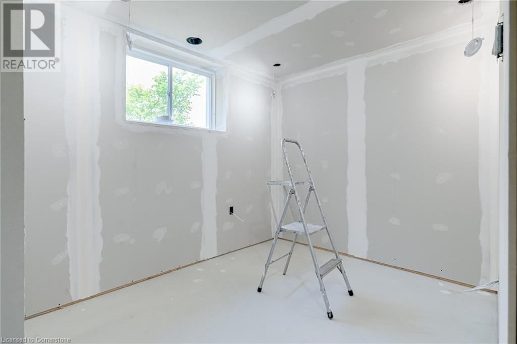 7387 Sherrilee Crescent, Niagara Falls, Ontario  L2H 3T4 - Photo 32 - 40674689