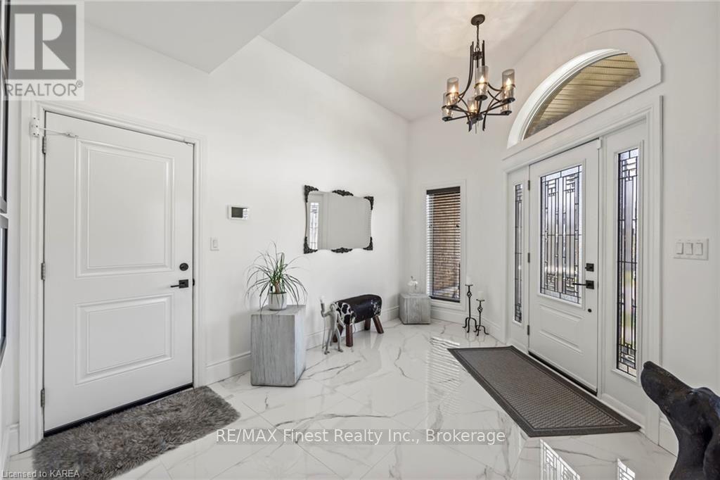 Property at 876 ROSHAN DRIVE image 4
