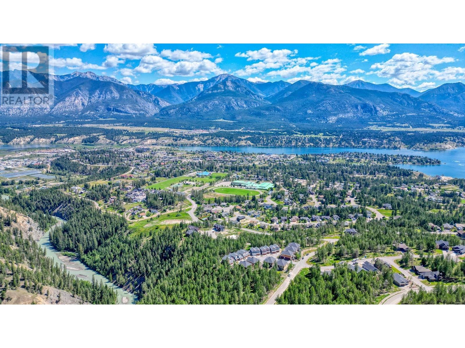 1904 Pineridge Mountain Link Unit# 12 Invermere