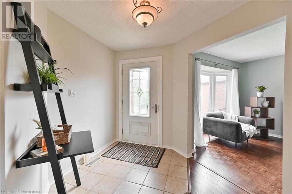 4273 Credit Pointe Drive, Mississauga, Ontario  L5M 3K3 - Photo 2 - 40674476