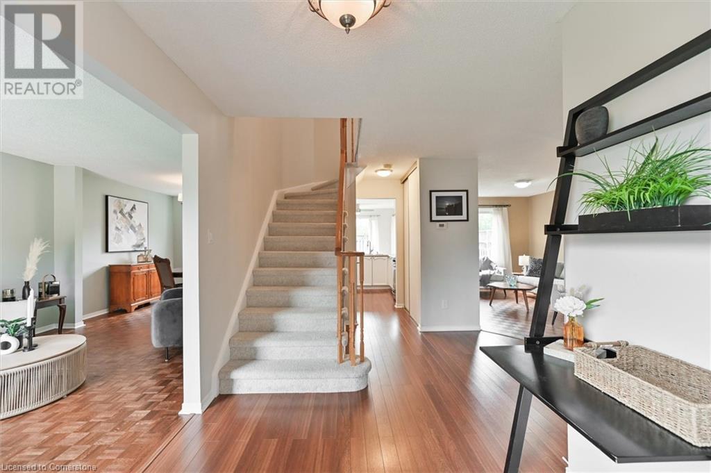 4273 Credit Pointe Drive, Mississauga, Ontario  L5M 3K3 - Photo 3 - 40674476