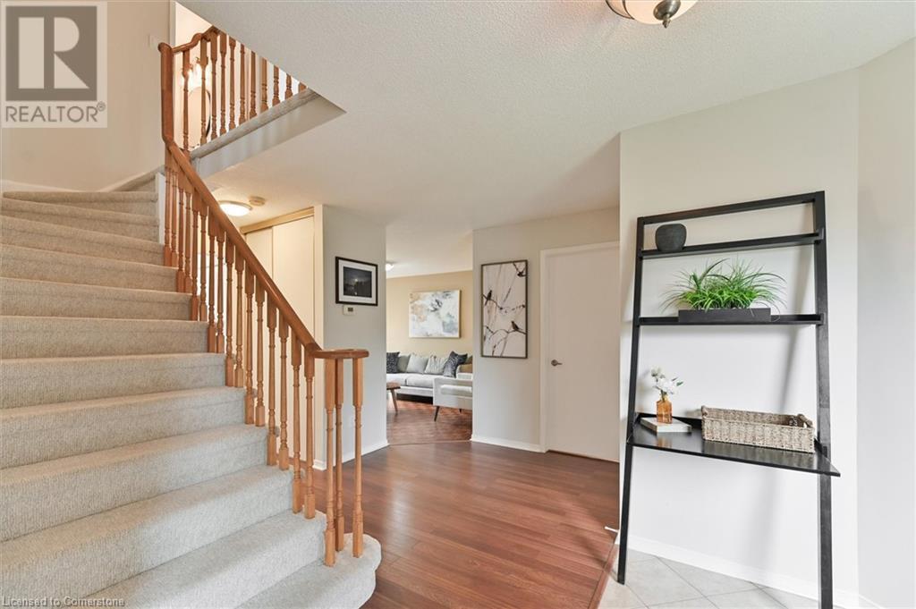 4273 Credit Pointe Drive, Mississauga, Ontario  L5M 3K3 - Photo 4 - 40674476