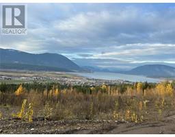 220 20 Avenue SE, salmon arm, British Columbia