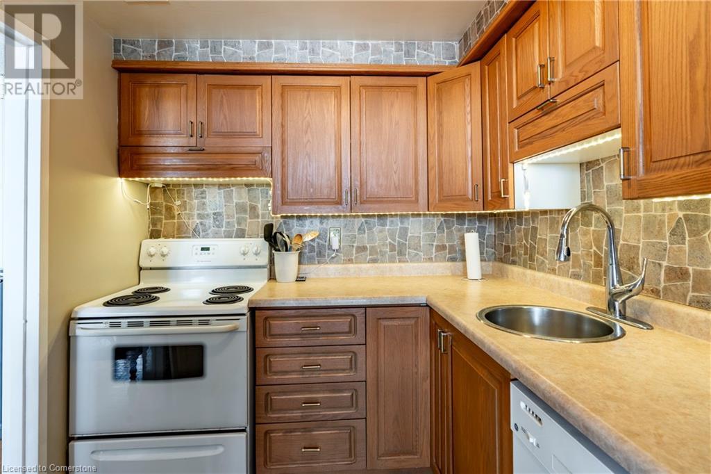 24 Midland Drive Unit# 807, Kitchener, Ontario  N2A 2A8 - Photo 7 - 40675399