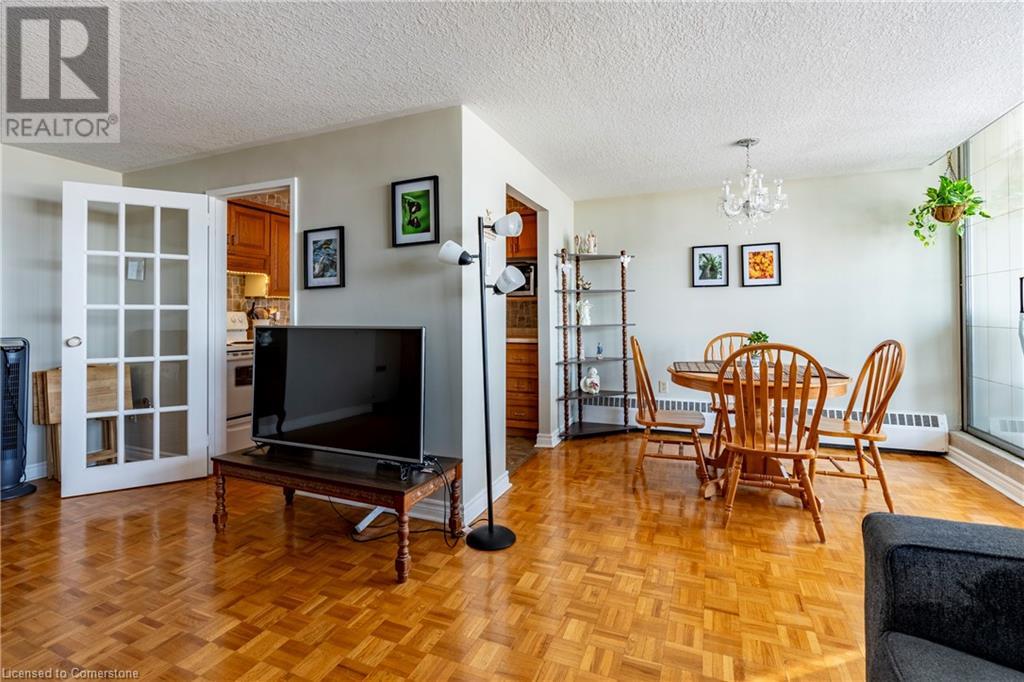 24 Midland Drive Unit# 807, Kitchener, Ontario  N2A 2A8 - Photo 5 - 40675399