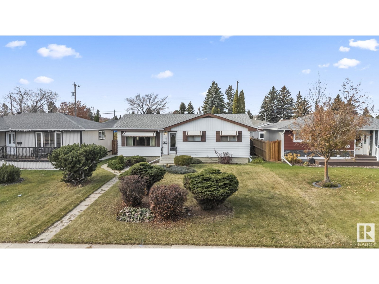 8408 68A ST NW, Edmonton, Alberta