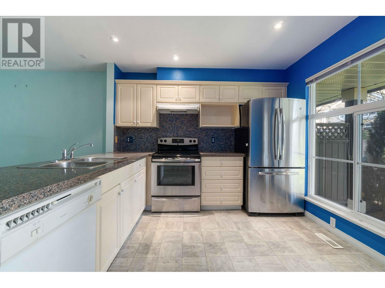 96 758 Riverside Drive, Port Coquitlam, British Columbia  V3B 7V8 - Photo 8 - R2943038