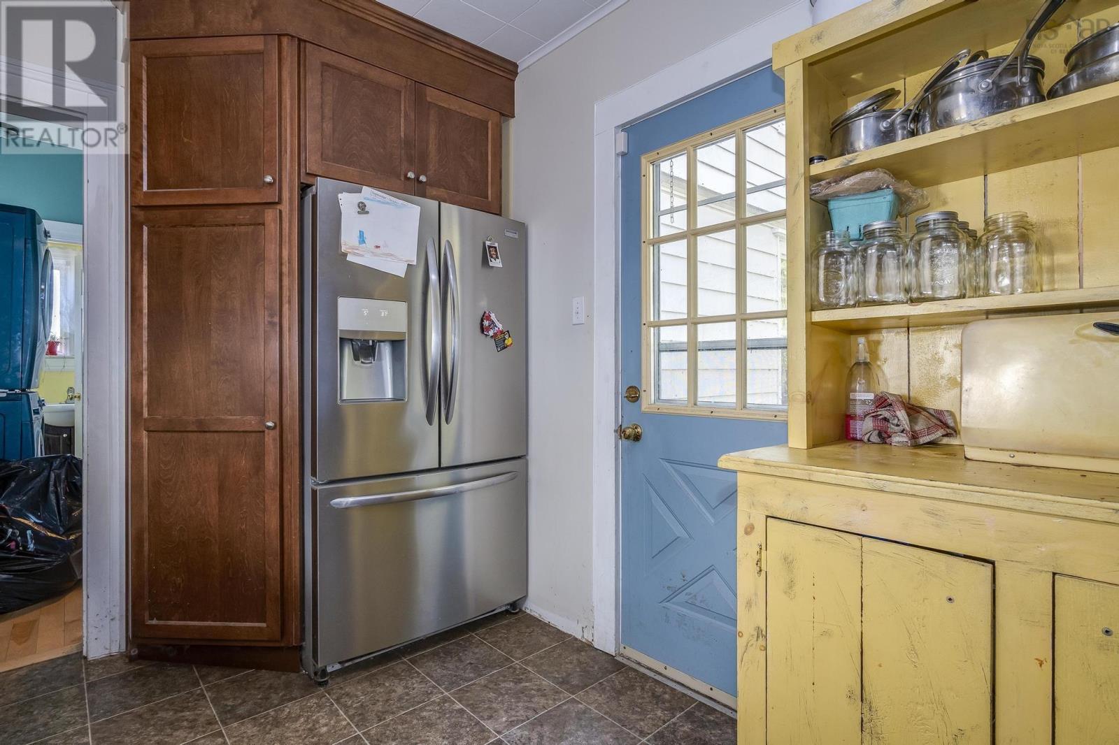 124 Denoon Street, Pictou, Nova Scotia  B0K 1H0 - Photo 12 - 202426323