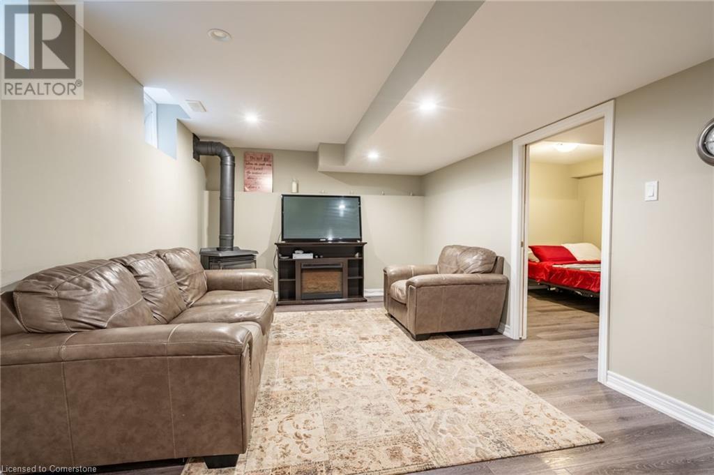 19 Hazelton Avenue, Hamilton, Ontario  L9B 0E7 - Photo 40 - 40675552