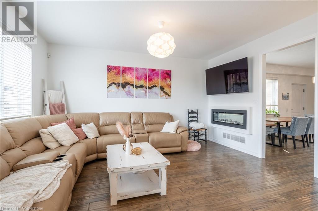 19 Hazelton Avenue, Hamilton, Ontario  L9B 0E7 - Photo 12 - 40675552