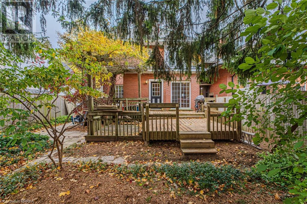 183 St Paul Avenue, Brantford, Ontario  N3T 4G5 - Photo 11 - 40659080