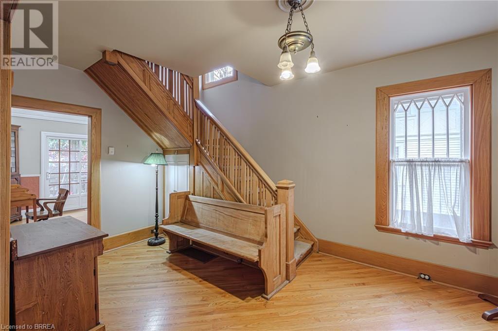 183 St Paul Avenue, Brantford, Ontario  N3T 4G5 - Photo 17 - 40659080