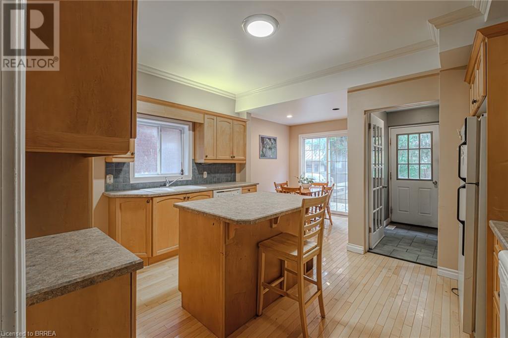 183 St Paul Avenue, Brantford, Ontario  N3T 4G5 - Photo 22 - 40659080