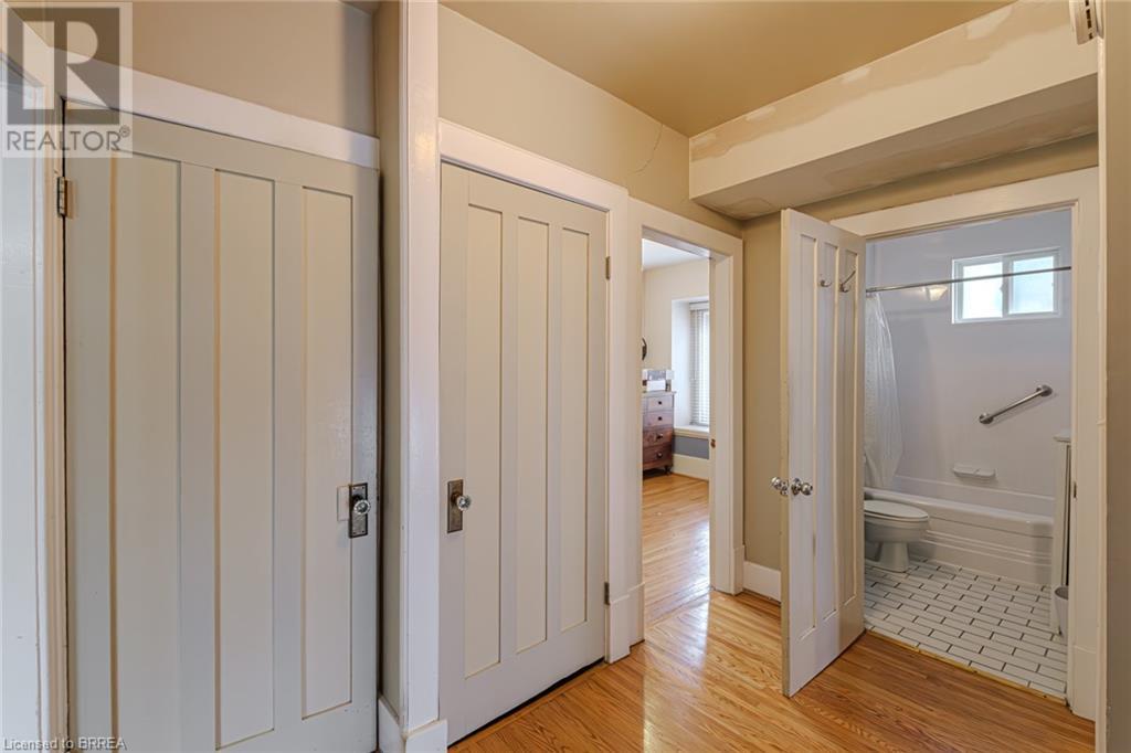 183 St Paul Avenue, Brantford, Ontario  N3T 4G5 - Photo 32 - 40659080