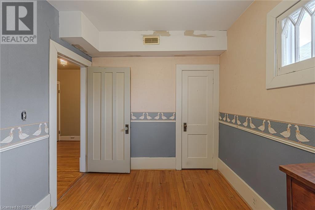 183 St Paul Avenue, Brantford, Ontario  N3T 4G5 - Photo 43 - 40659080