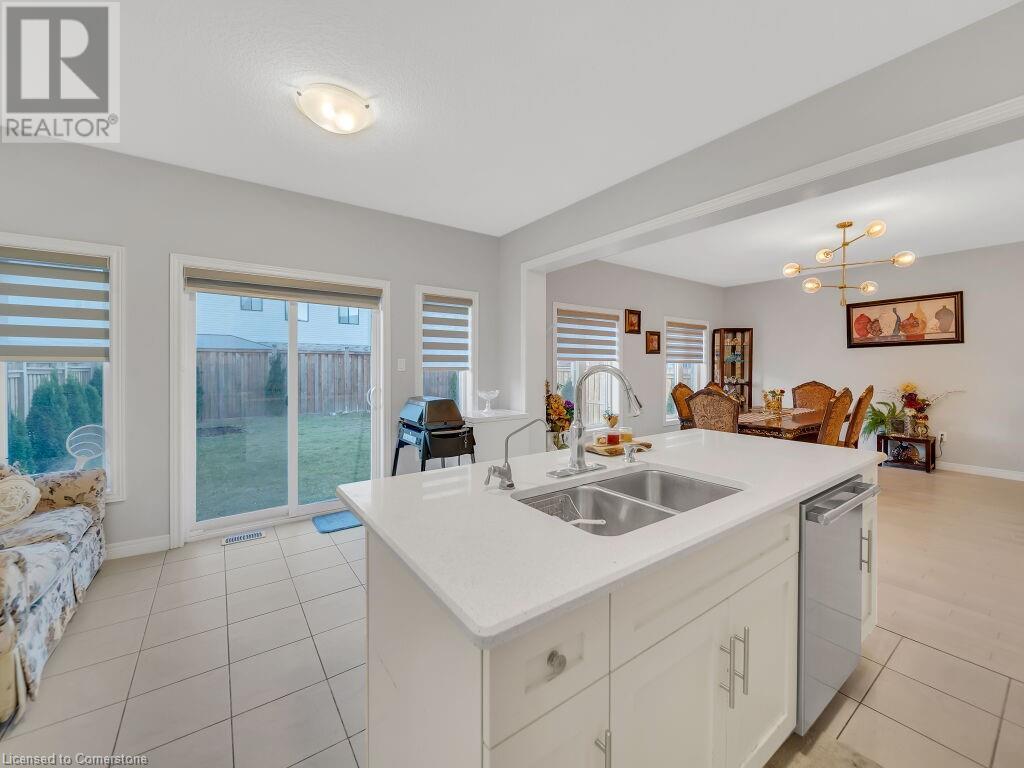 188 Ambrous Crescent, Guelph, Ontario  N1G 0G3 - Photo 11 - 40675445