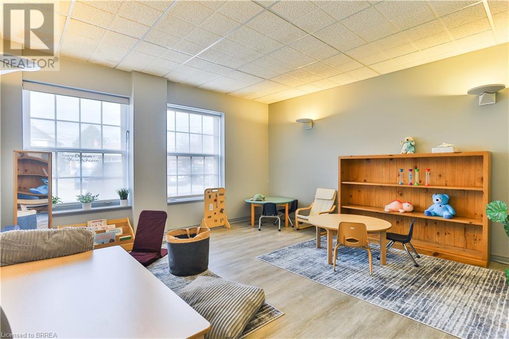 14 Henry Street, Brantford, Ontario  N3R 1Z8 - Photo 17 - 40671754