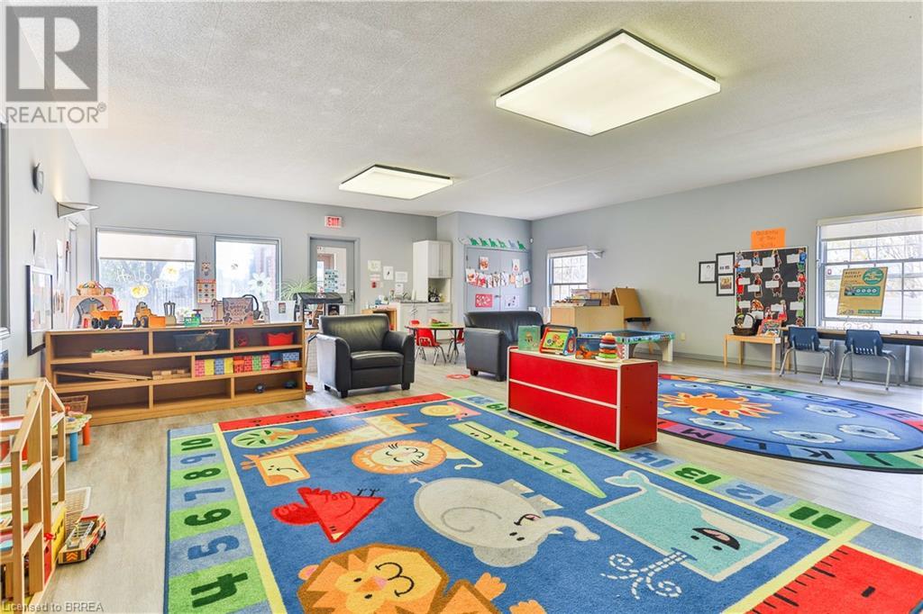 14 Henry Street, Brantford, Ontario  N3R 1Z8 - Photo 8 - 40671754