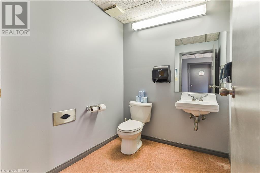 14 Henry Street, Brantford, Ontario  N3R 1Z8 - Photo 23 - 40671754