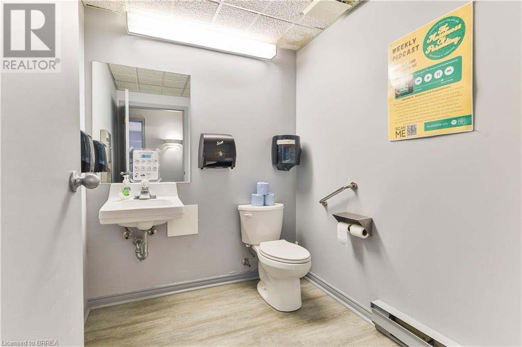 14 Henry Street, Brantford, Ontario  N3R 1Z8 - Photo 13 - 40671754