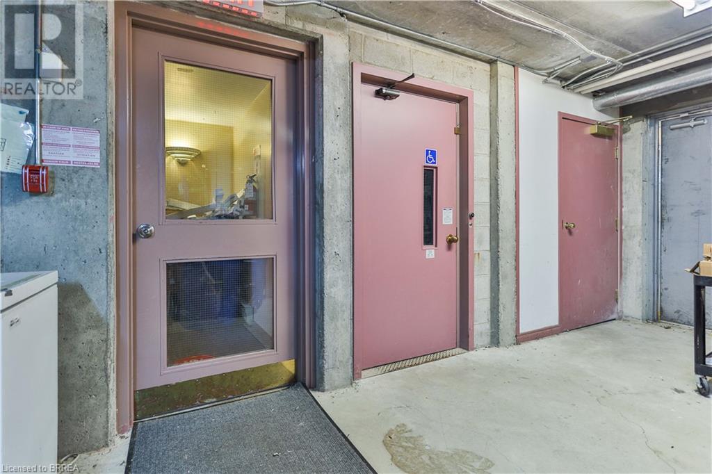 14 Henry Street, Brantford, Ontario  N3R 1Z8 - Photo 44 - 40671754