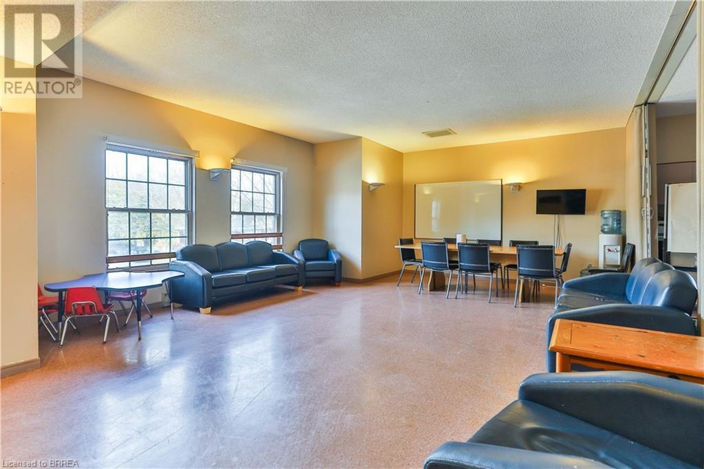 14 Henry Street, Brantford, Ontario  N3R 1Z8 - Photo 34 - 40671754