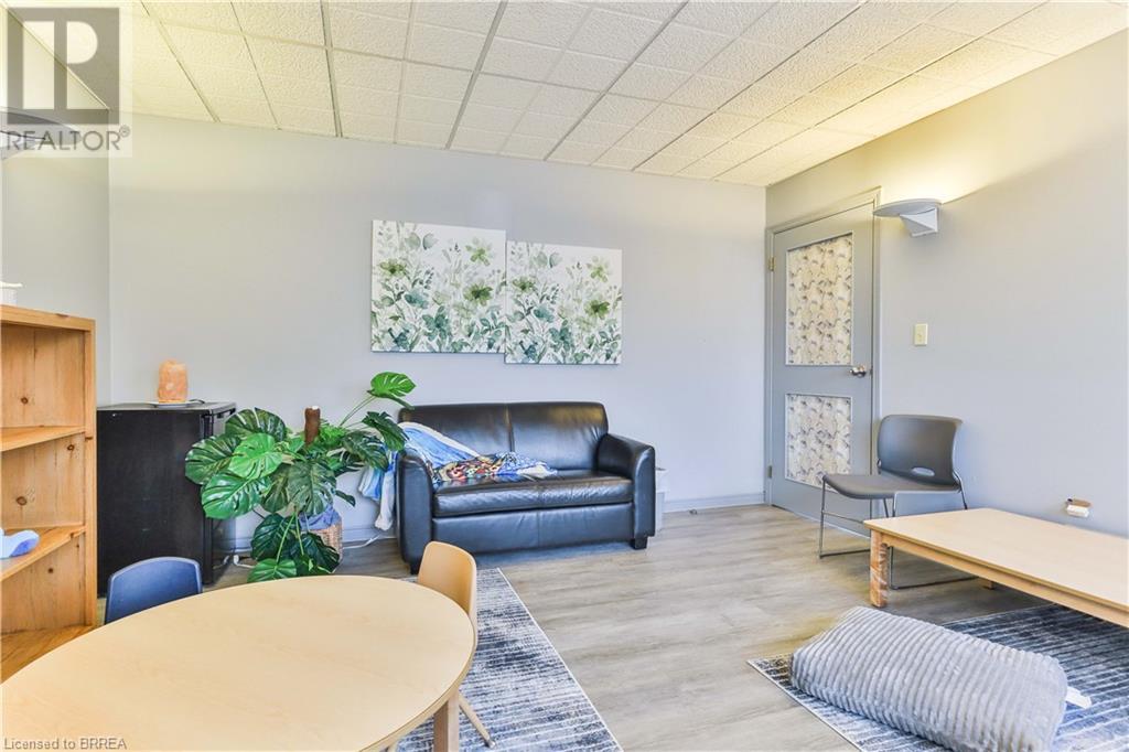 14 Henry Street, Brantford, Ontario  N3R 1Z8 - Photo 18 - 40671754