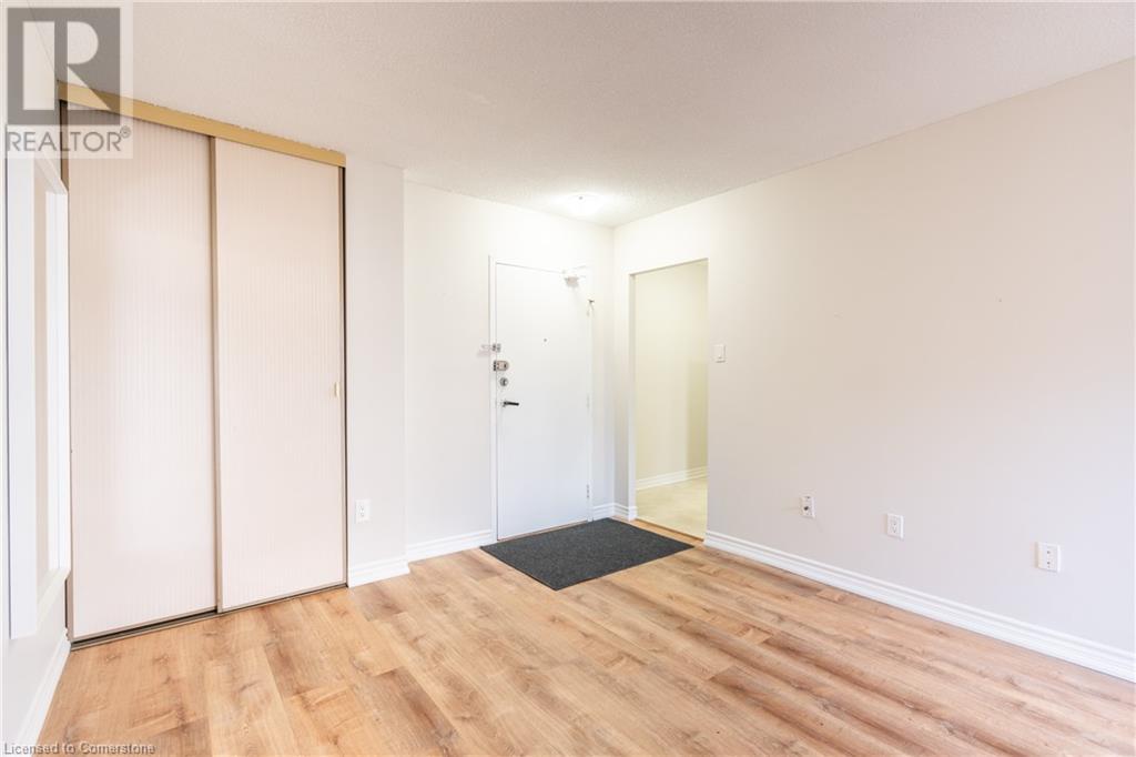 1966 Main Street W Unit# 804, Hamilton, Ontario  L8S 1J6 - Photo 6 - 40675124