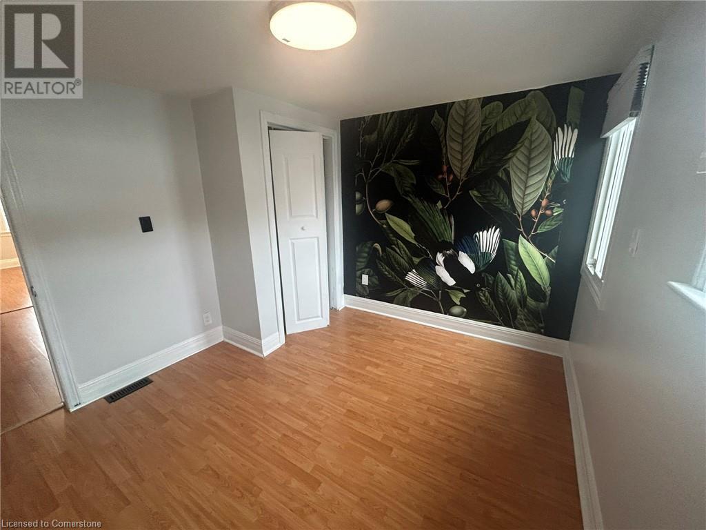 3 Campbell Avenue, Hamilton, Ontario  L8L 2M7 - Photo 4 - 40675537