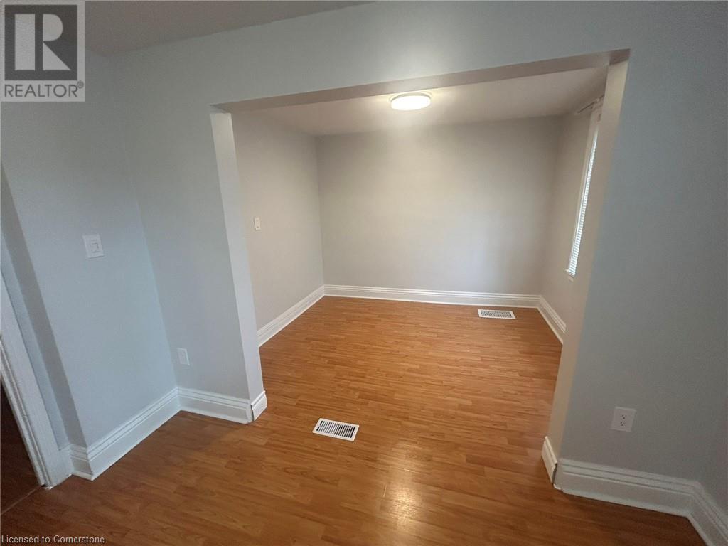 3 Campbell Avenue, Hamilton, Ontario  L8L 2M7 - Photo 5 - 40675537