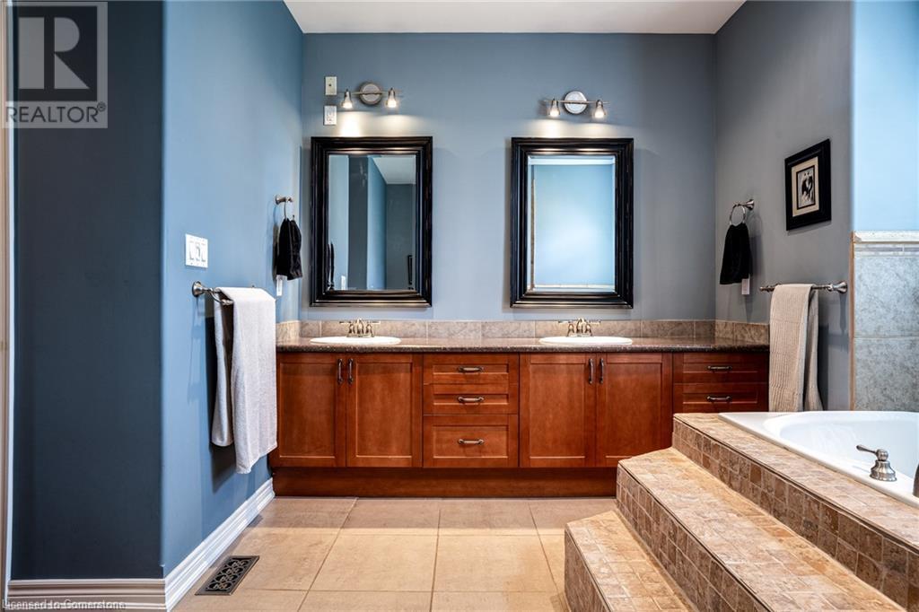 108 Sunnyridge Road, Ancaster, Ontario L0R 1R0 - Photo 24 - 40675474